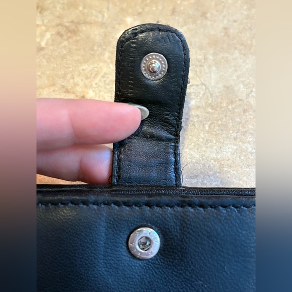 Unbranded Genuine Leather Snap Closure Wallet Black - Picture 3 of 9